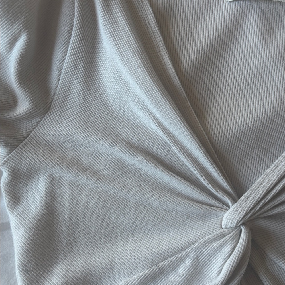 Abercrombie Twist Front Long Sleeve, cream - Picture 7 of 7